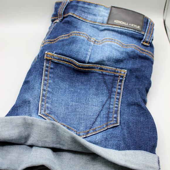 Kendall + Kylie Size 28 The Icon Cut Off Jean Extremely! Distressed Denim Shorts - Picture 3 of 11